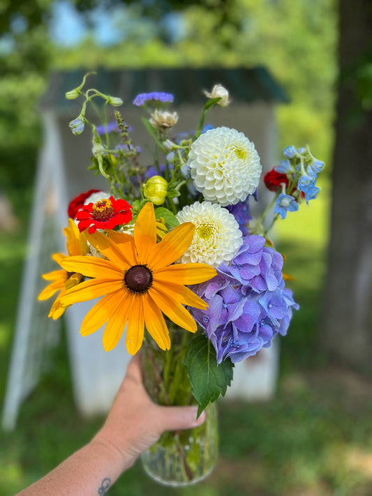 (PRE-ORDER)  4th of July Freedom Vase Arrangement